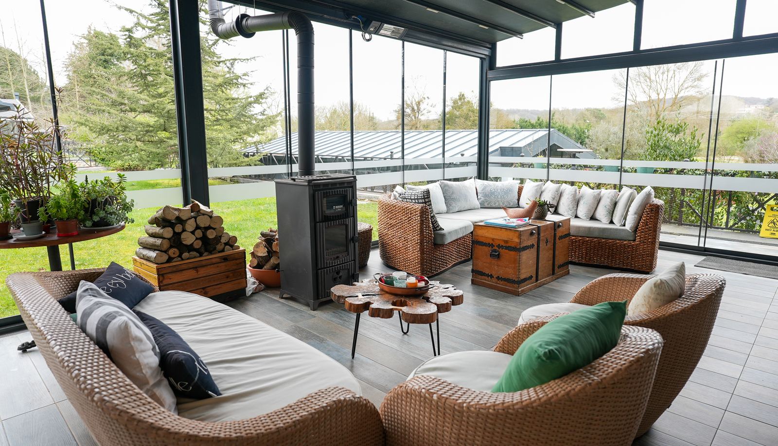Lounge ve soba